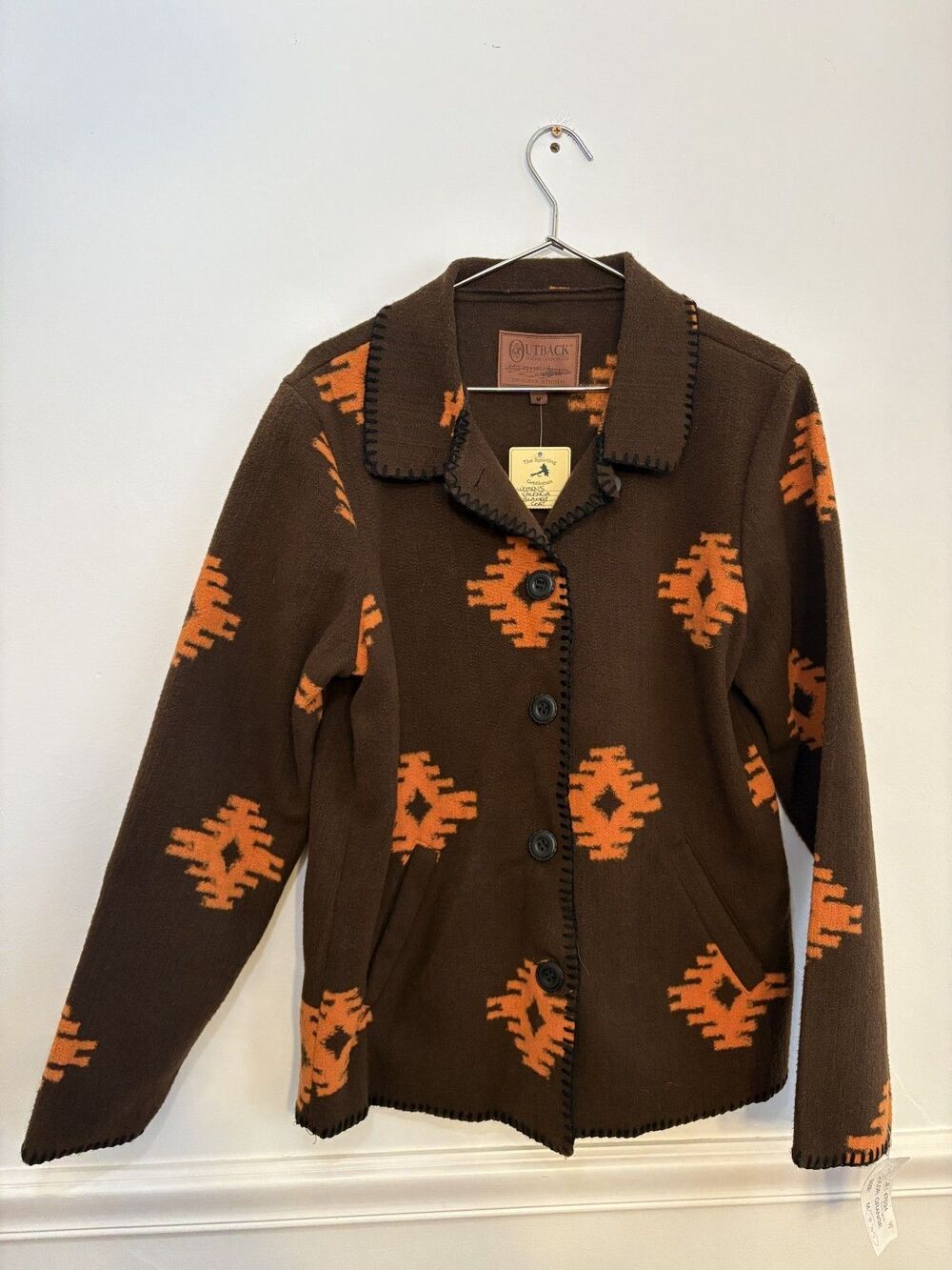 NWT Outback Trading Co. Brown and Orange‎ Fleece Blanket Jacket Size M